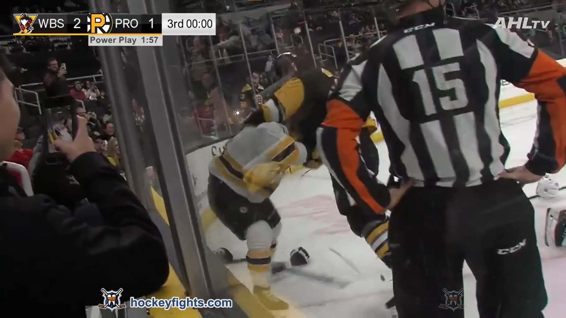 T. Sikura (WBS) vs. L. Toporowski (PRO)