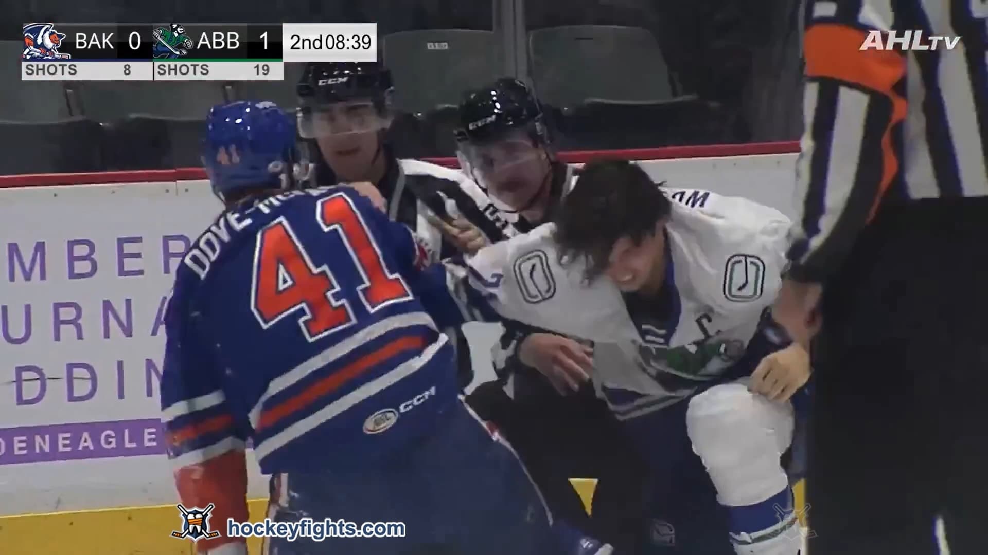 S. Dove-McFalls (BAK) vs. C. Wouters (ABC)