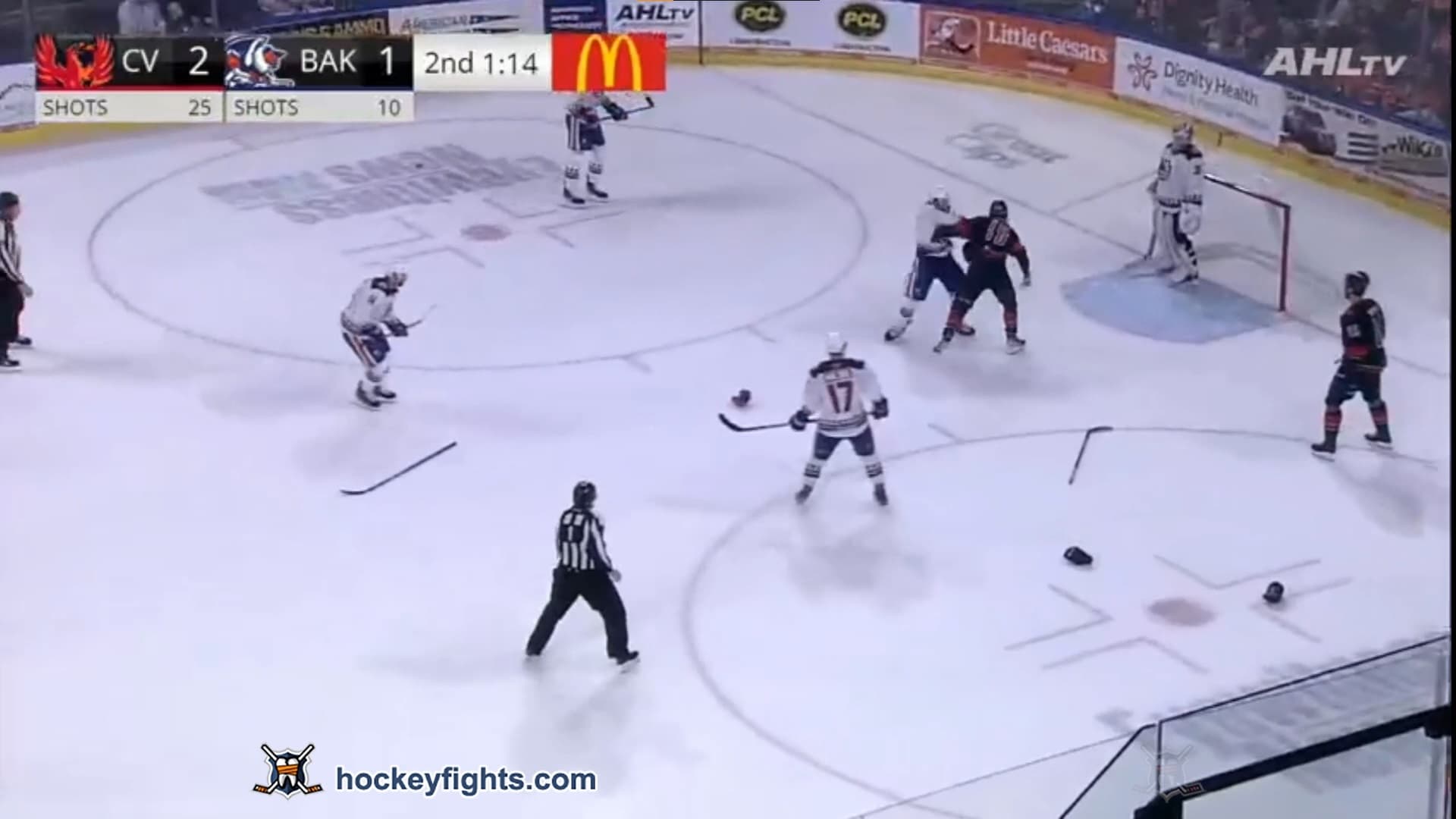 K. Lind (CVF) vs. B. Gleason (BAK)