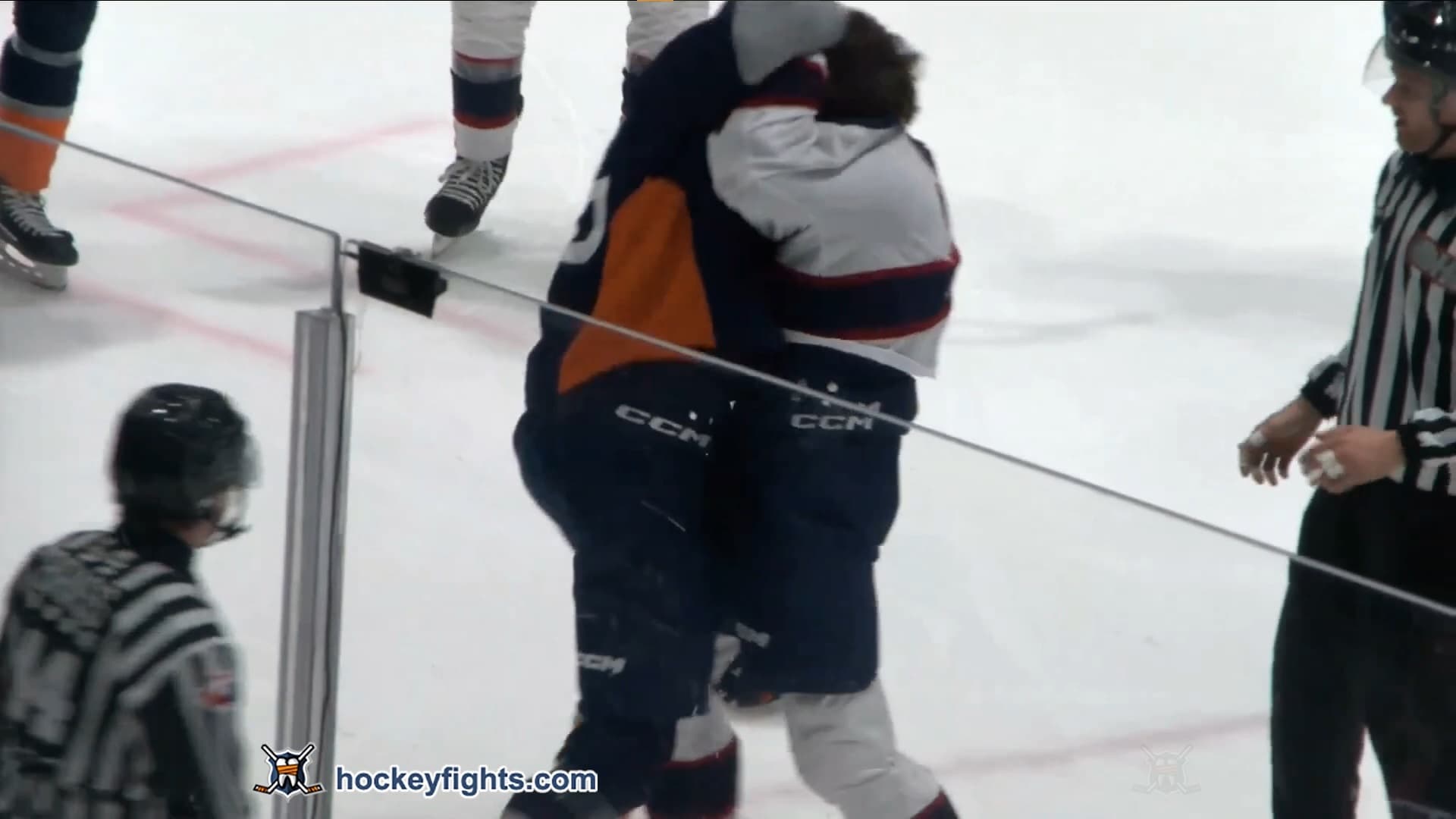 N. Aspinall (FLI) vs. J. Glavin (SAG)