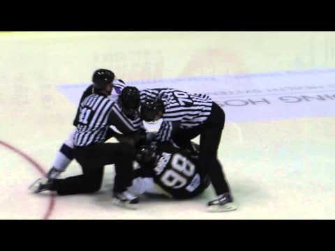 C. Johnson (WHL) vs. B. Molle (REA)